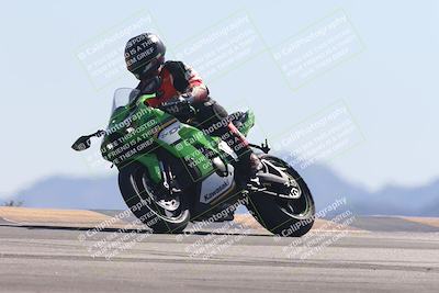 media/Oct-30-2025-Racers Edge (Thu) [[dabbdaf680]]/3-B Group/Session 4 Turn 9/